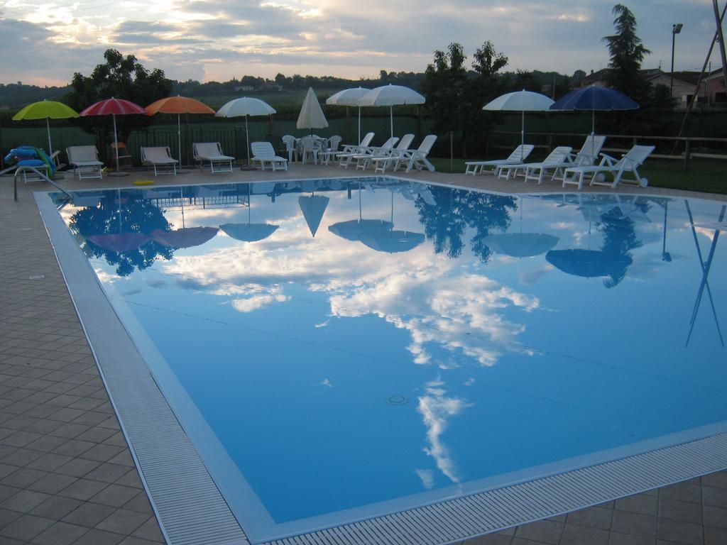 Agriturismo Trebis Volta Mantovana Bagian luar foto