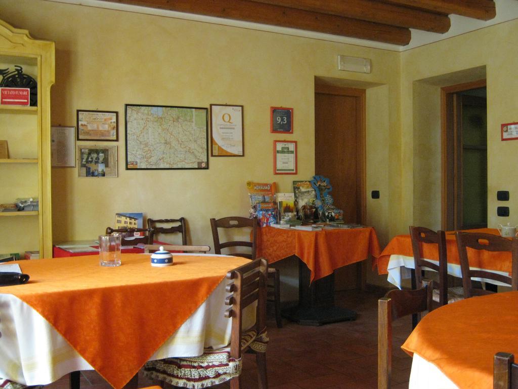 Agriturismo Trebis Volta Mantovana Bagian luar foto