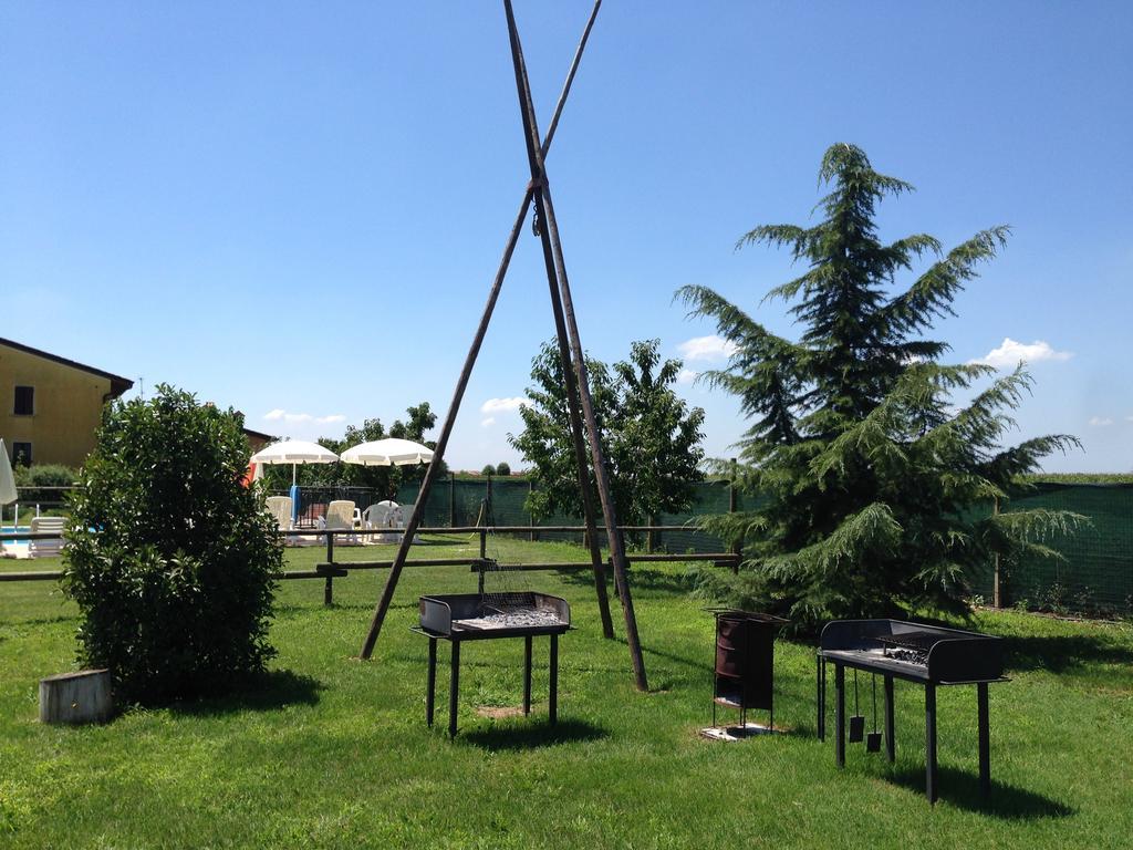 Agriturismo Trebis Volta Mantovana Bagian luar foto