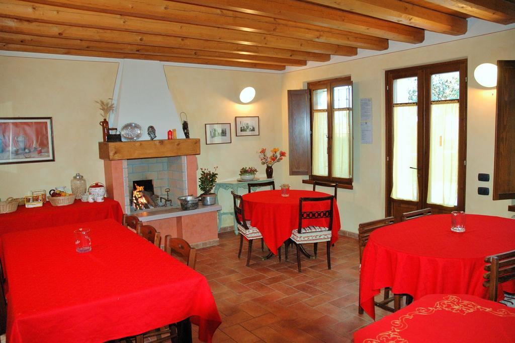 Agriturismo Trebis Volta Mantovana Bagian luar foto