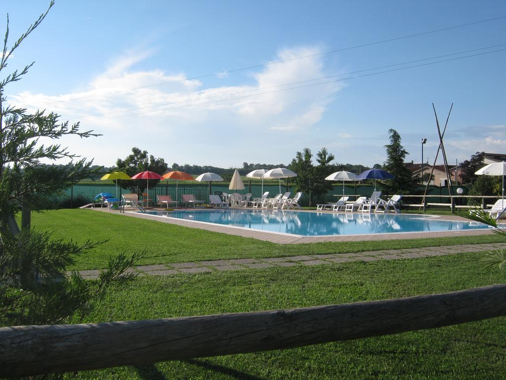 Agriturismo Trebis Volta Mantovana Bagian luar foto