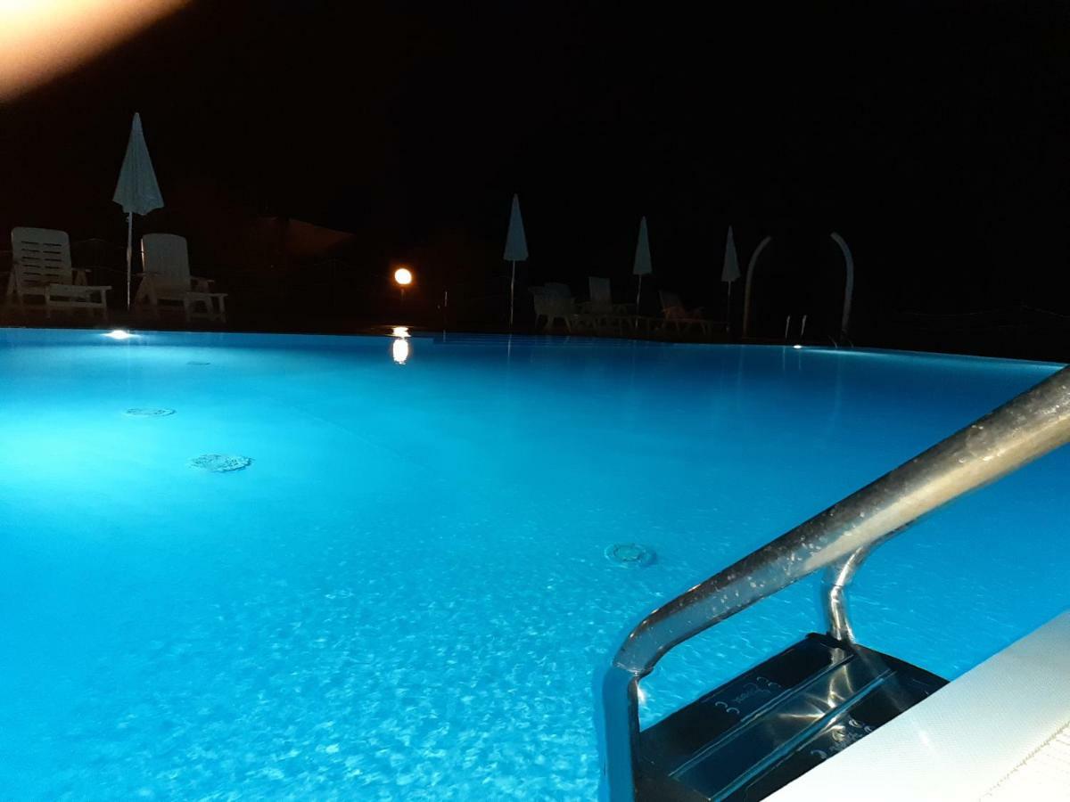 Agriturismo Trebis Volta Mantovana Bagian luar foto